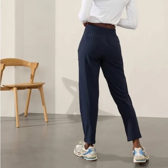 Athleta Women's Brooklyn Mid Rise Ankle Pants Navy Blue Size 12 - Picture 6 of 10